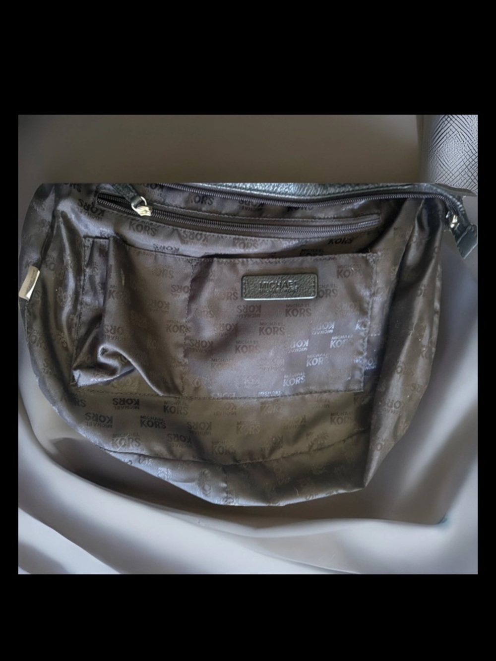 Michael Kors Black Leather Chain-Trim Hobo Bag - Picture 6 of 12